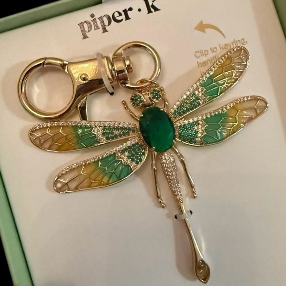 PIPER K Dragonfly Gold Hand-Painted with CZ Articulated Wings Bag Charm NEW NWT - Picture 3 of 15